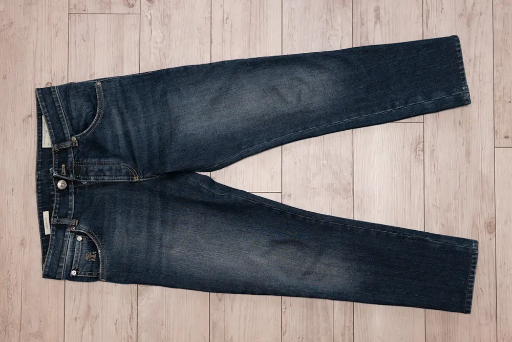 Slim fit comfort denim