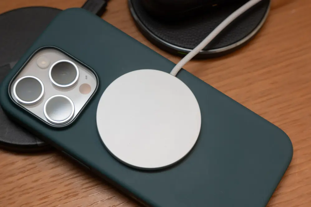 iPhone16 Pro & Magsafe