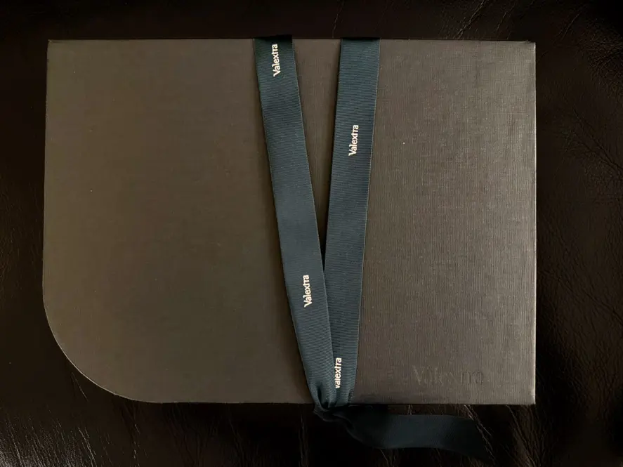 Valextra Zippurse 12Card